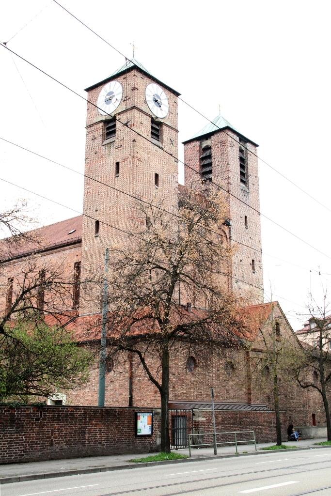 stadtpfarrkirche-st-joseph-in-augsburg-wird-umgebaut-und-dem-dioezesanarchiv-platz-bieten942854