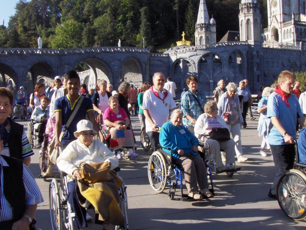 wir-sind-mit-unserer-krankheit-nicht-allein-traditionelle-gemeinschaftswallfahrt-der-dioezesen-augsburg-und-passau-nach-lourdes938942