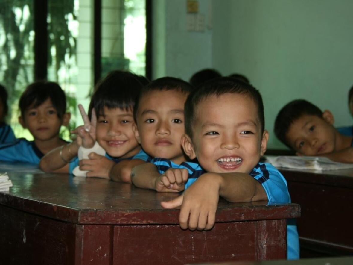 Am Anfang ihrer Ausbildung: Schulkinder in Saigon.