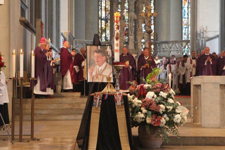Bischof Konrad: Josef Heigl hat "der Kirche von Augsburg auf vielfältige Weise gedient"