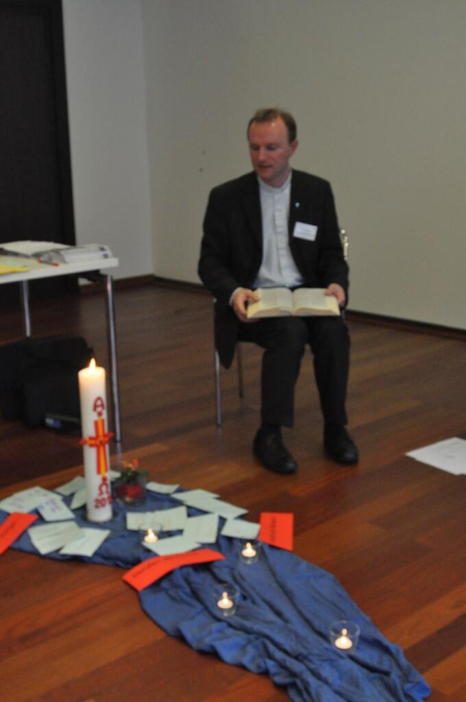 Pfarrer Bernhard Waltner bei seinem Workshop zur individuellen Glaubensbegleitung Jugendlicher
