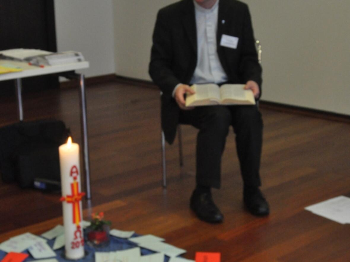 Pfarrer Bernhard Waltner bei seinem Workshop zur individuellen Glaubensbegleitung Jugendlicher
