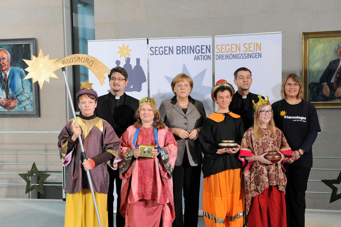 augsburger-sternsinger-zu-besuch-bei-der-bundeskanzlerin880044