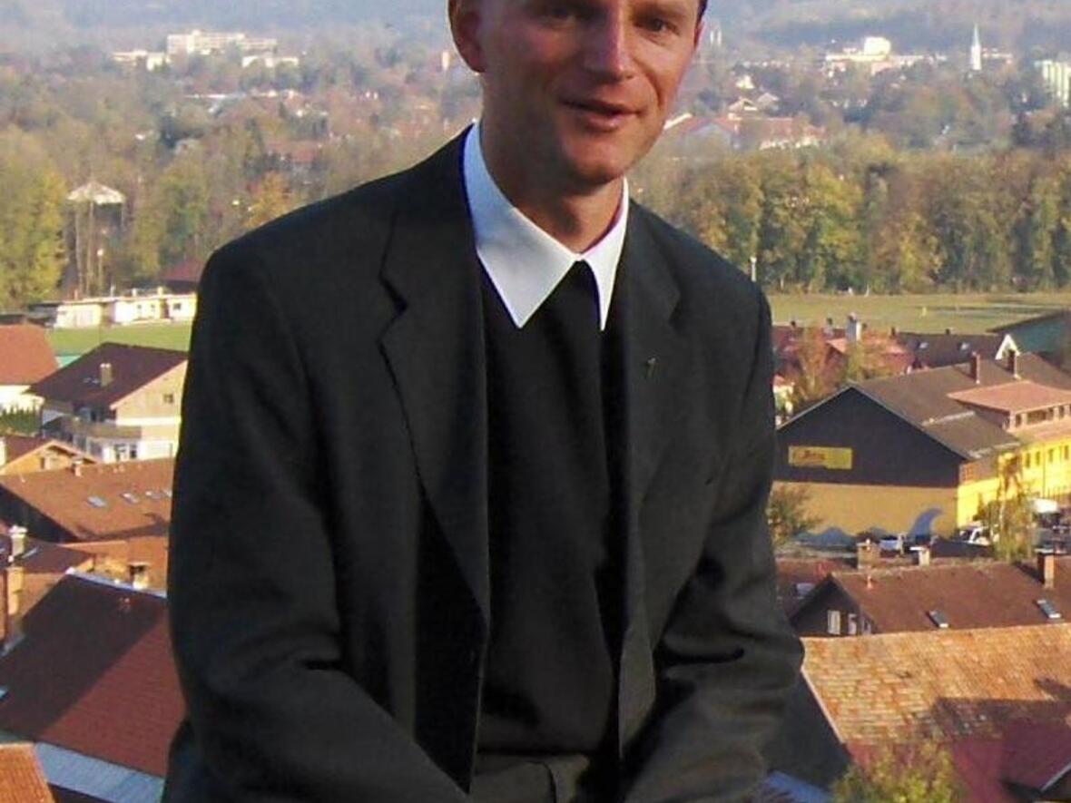 Pfarrer Bernhard Waltner erzählte in Meitingen über seinen persönlichen Berufungsweg.