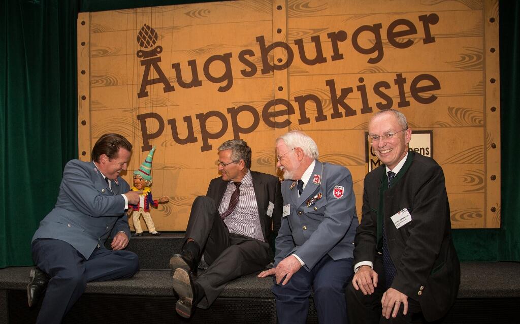 Alexander Pereira, Diözesangeschäftsführer der Malteser Augsburg, Dr. Peter Frey – Chefredakteur des ZDF und Schirmherr der Malteser Migranten Medizin und Karl Michael Scheufele – Regierungspräsident Schwabens