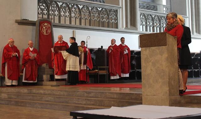 In der Messe betonte Bischof Konrad Zdarsa, wie wichtig die Dienste des SkF für das kirchliche und politische Leben in Augsburg seien.   