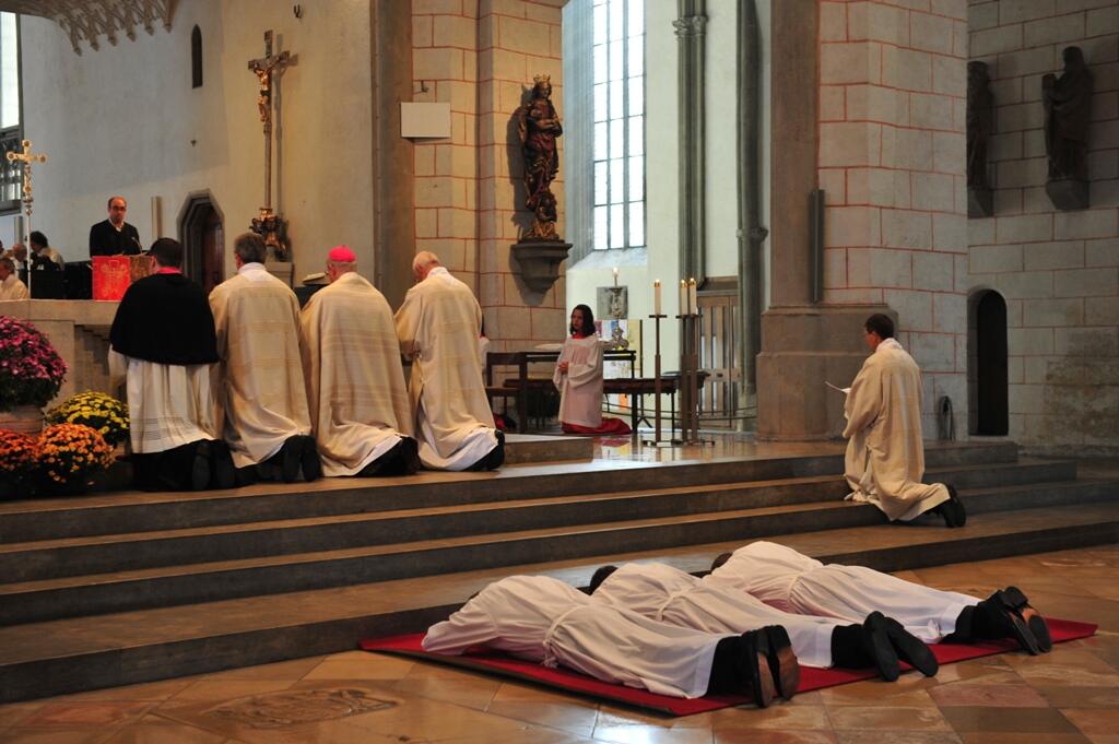 Zu Diakonen geweiht: Stefan Ludwig, Alexander Ott und Bernhard Winter