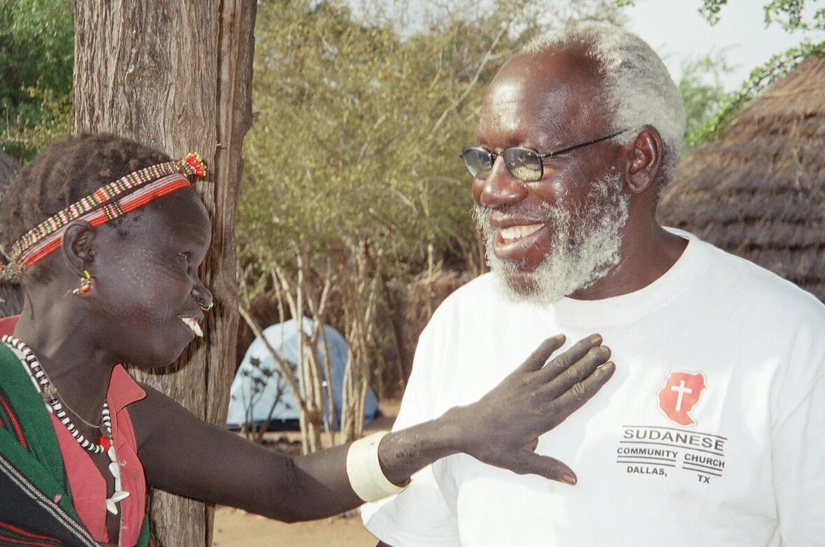Der emeritierte Bischof Paride Taban  wirkt als Keimzelle des Friedens unter den zerstrittenen Volksgruppen
