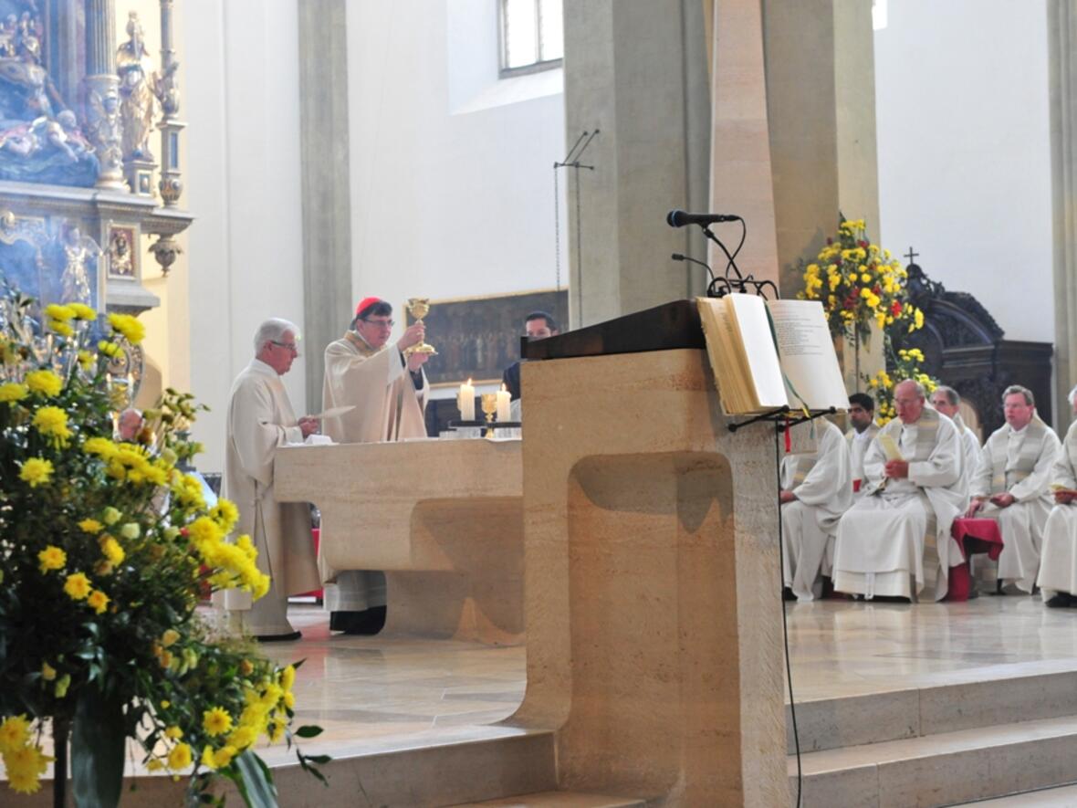 pontifikalamt-mit-kurt-kardinal-koch-zum-tag-der-weltkirche763261