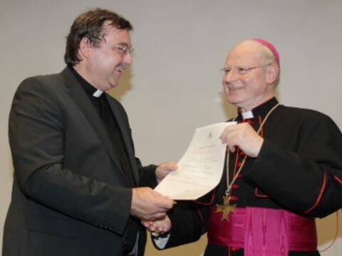 kl_uwoehrg1200140759325