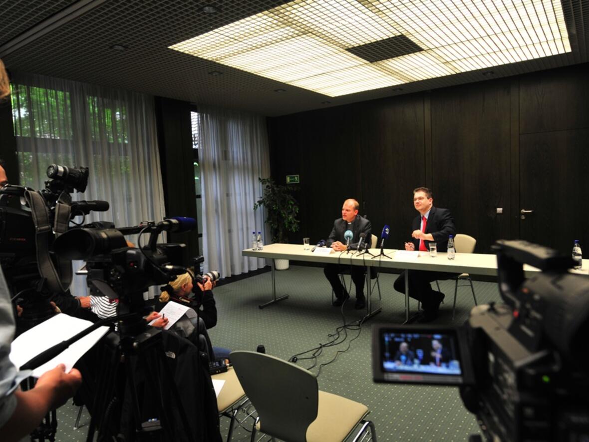 pressekonferenz740548