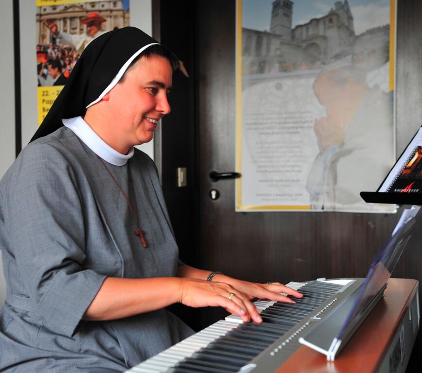 gott-will-uns-in-unserem-herzen-begegnen737751