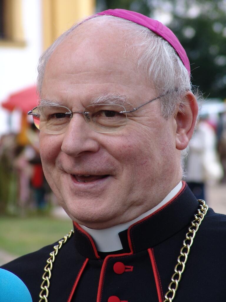 bischof-konrad-zdarsa-im-interview-mit-dem-donaukurier680057