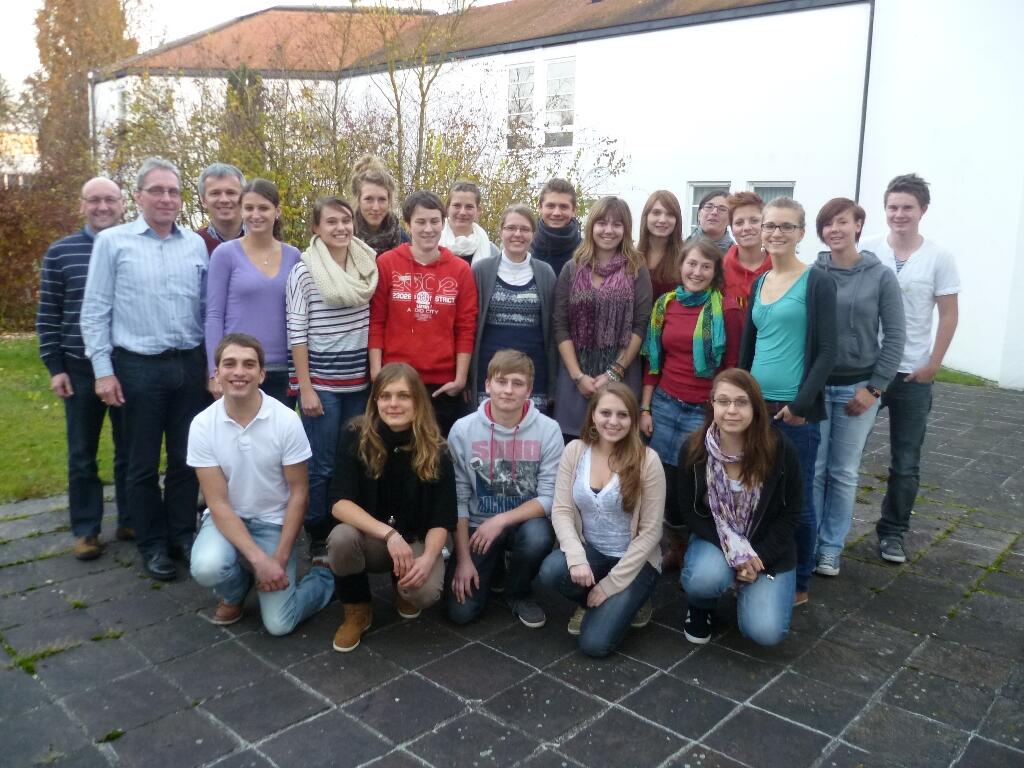 17 junge Männer und Frauen haben sich kürzlich über einen Freiwilligendienst in der "Dritten Welt" informiert.