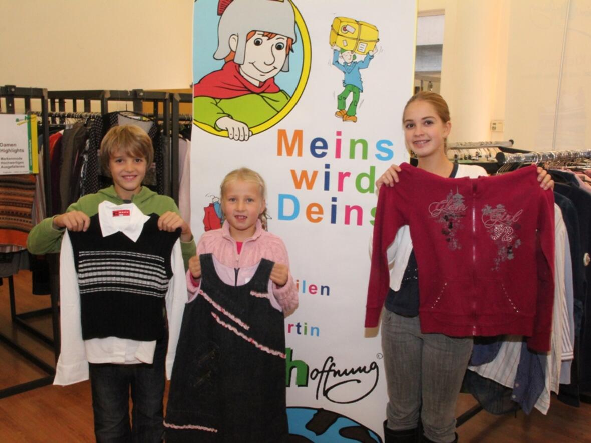 So wie Jurek, Raja und Valeska Kolbe (v.l.) beteiligen sich viele Kinder und Jugendliche an der Aktion "Meins wird Deins".