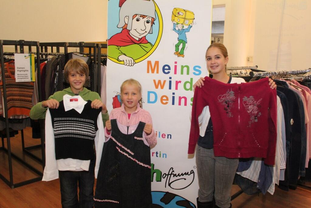 So wie Jurek, Raja und Valeska Kolbe (v.l.) beteiligen sich viele Kinder und Jugendliche an der Aktion "Meins wird Deins".