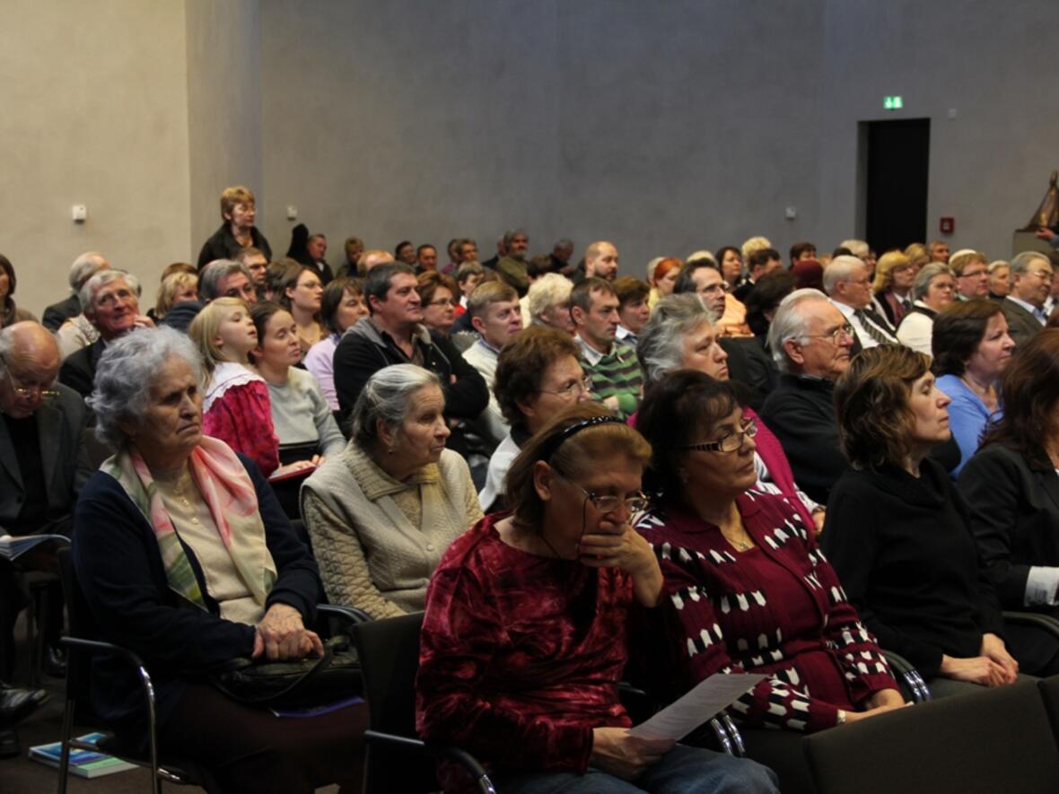 Über 200 Gäste aus ganz Deutschland waren nach Augsburg gekommen. 