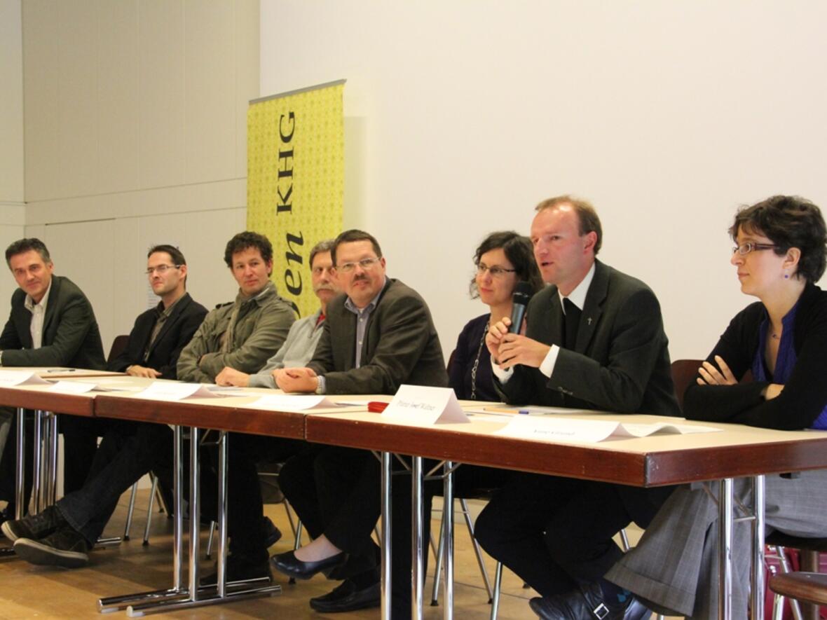 Vertreter aus den verschiedensten Bereichen: (v.l.) Josef Erhart, Constantin Wolff, Axel Herschke, Werner Vogele, Alois Knoller, Angelika Maucher, Pfr. Bernhard Waltner und Anne Grund. 