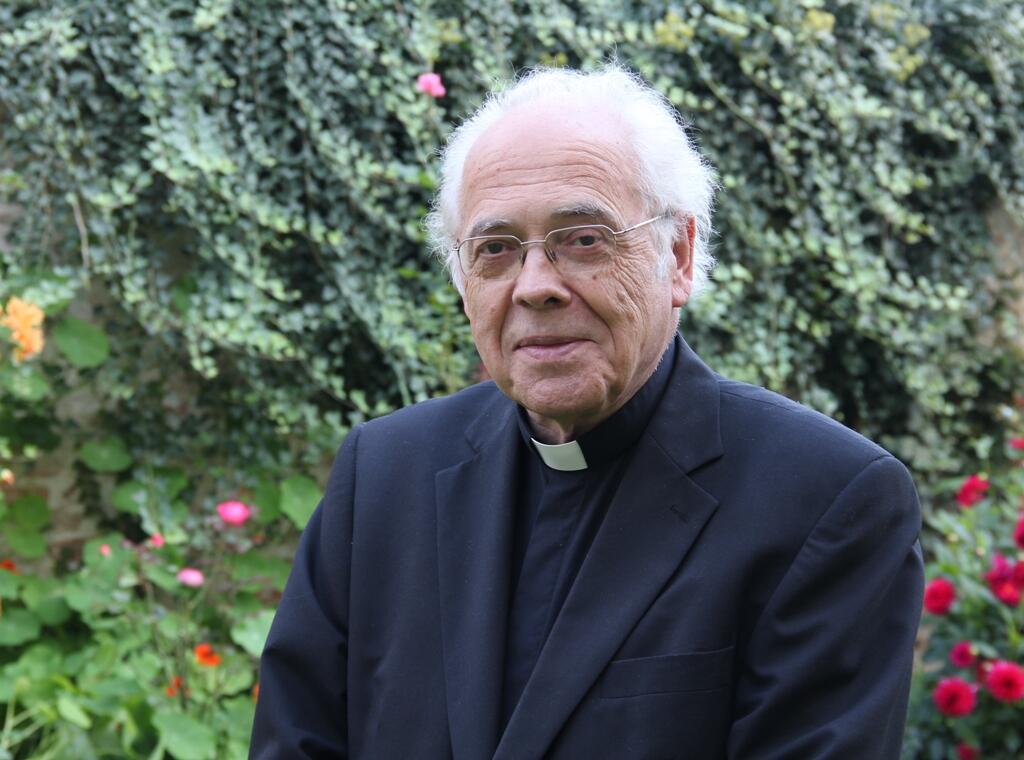 papst-benedikt-xvi-nimmt-ruecktrittsgesuch-von-weihbischof-josef-gruenwald-an581711