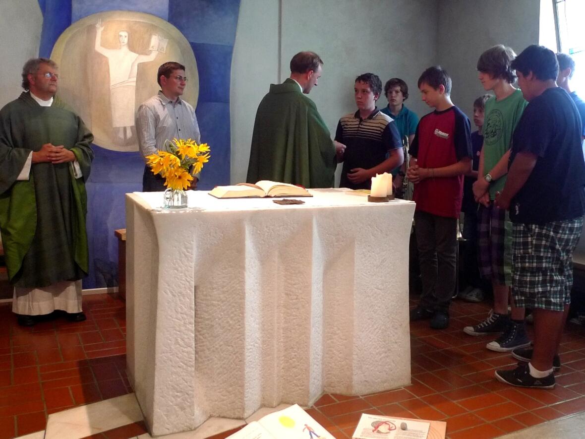 sommerkurs-des-offenen-seminars-begeistert-32-jugendliche565253