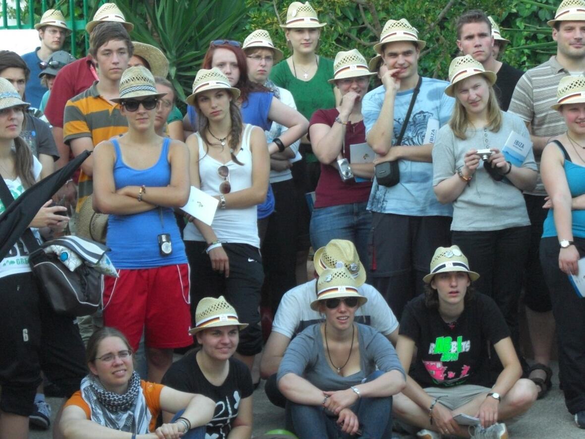 Die deutschen Pilger wurden von den Spaniern mit traditionellem Süßgebäck begrüßt worden. 