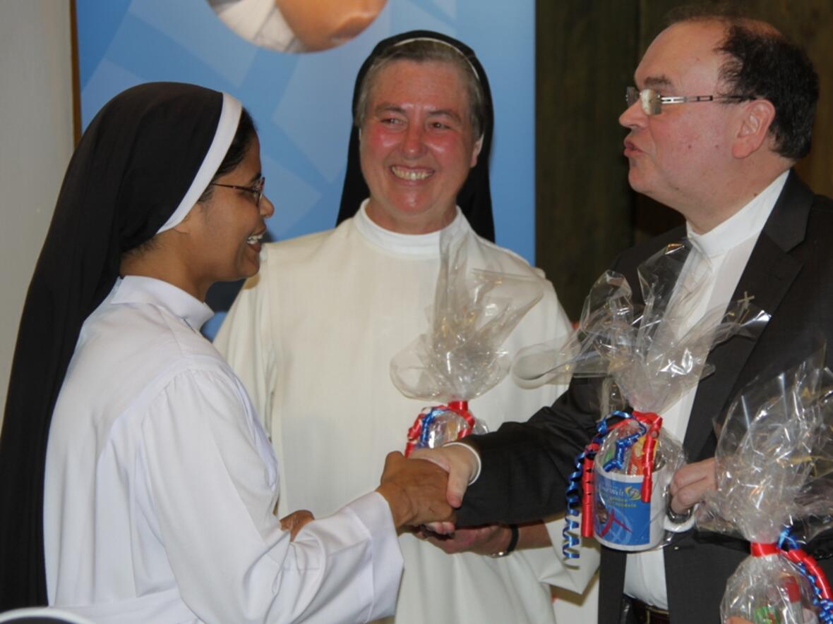 Prälat Dr. Bertram Meier, dankte den Schwestern für die Gastfreundschaft und die Möglichkeit, das diesjährige Treffen in Landsberg abhalten zu können. 