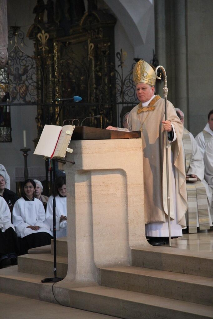 pontifikalamt-zum-fest-des-heiligen-ulrich-in-der-basilika-sankt-ulrich-und-afra521821