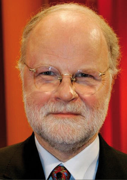 Dr. Manfred Lütz referiert zum Thema „Die Werte, die Wahrheit und das Glück“.