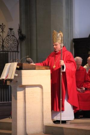 Bischof Dr. Konrad Zdarsa predigte im Festgottesdienst einen Tag nach dem 800. Geburtstag der Heiligen Agnes von Böhmen.