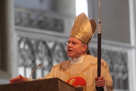 Bischof Dr. Konrad Zdarsa predigte zum Hochfest Allerheiligen am 1. November 2010.