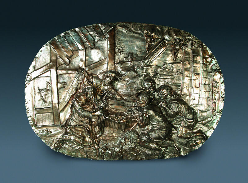 Silberplatte "Anbetung der Hirten" von Joseph Moye (1695-1699), zu sehen im Augsburger Diözesanmuseum St. Afra