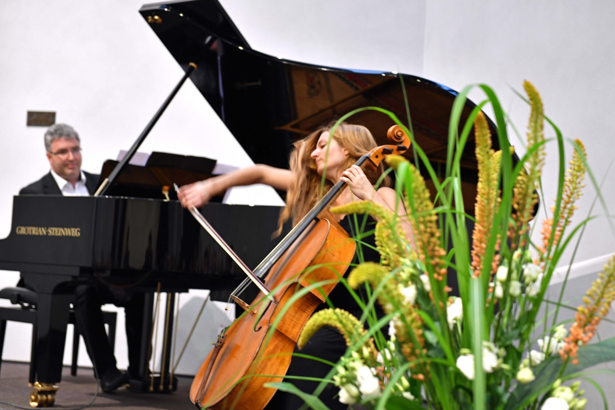 Musik von Peter Bader am Flügel und der Cellistin Teresa Alvarez Garcia (Foto Nicolas Schnall pba) 2