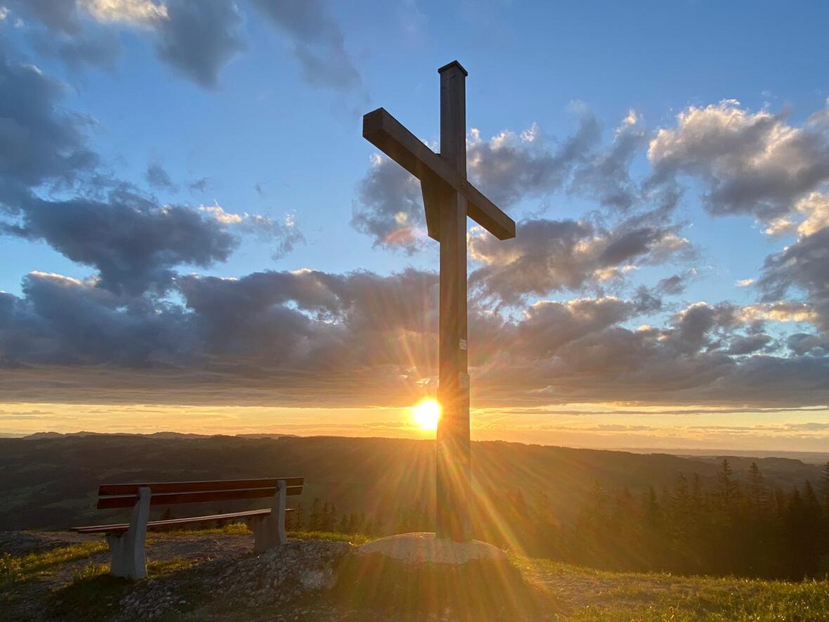 Der Dreiländerblick bei Oberstaufen (Foto: Oberstaufen Tourismus / Cora Schmitt)