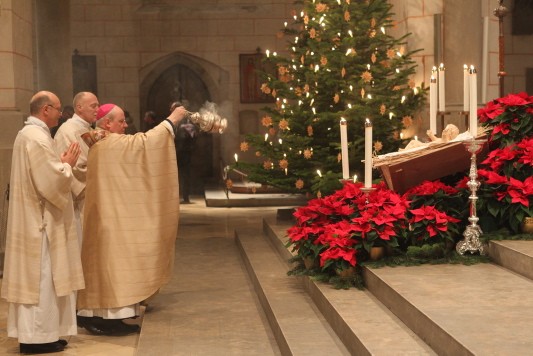 2012_12_24_Christmette_Weihrauch