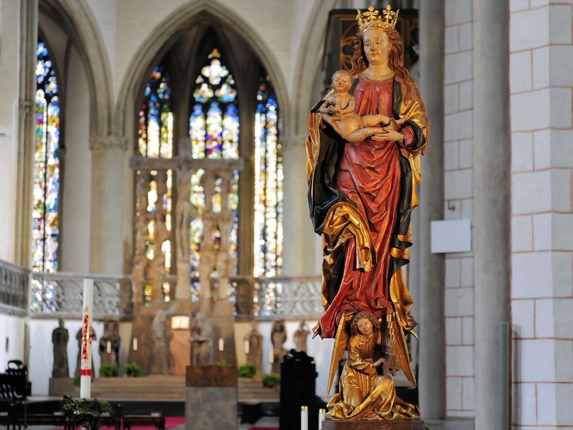 Madonna im Hohen Dom zu Augsburg (Foto: Nicolas Schnall / pba)