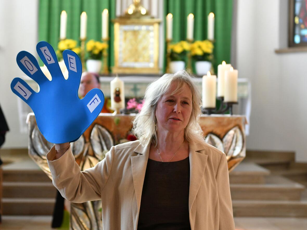 Die neue Schulleiterin Renate Sander hat bereits als Kind Lehrerin gespielt.