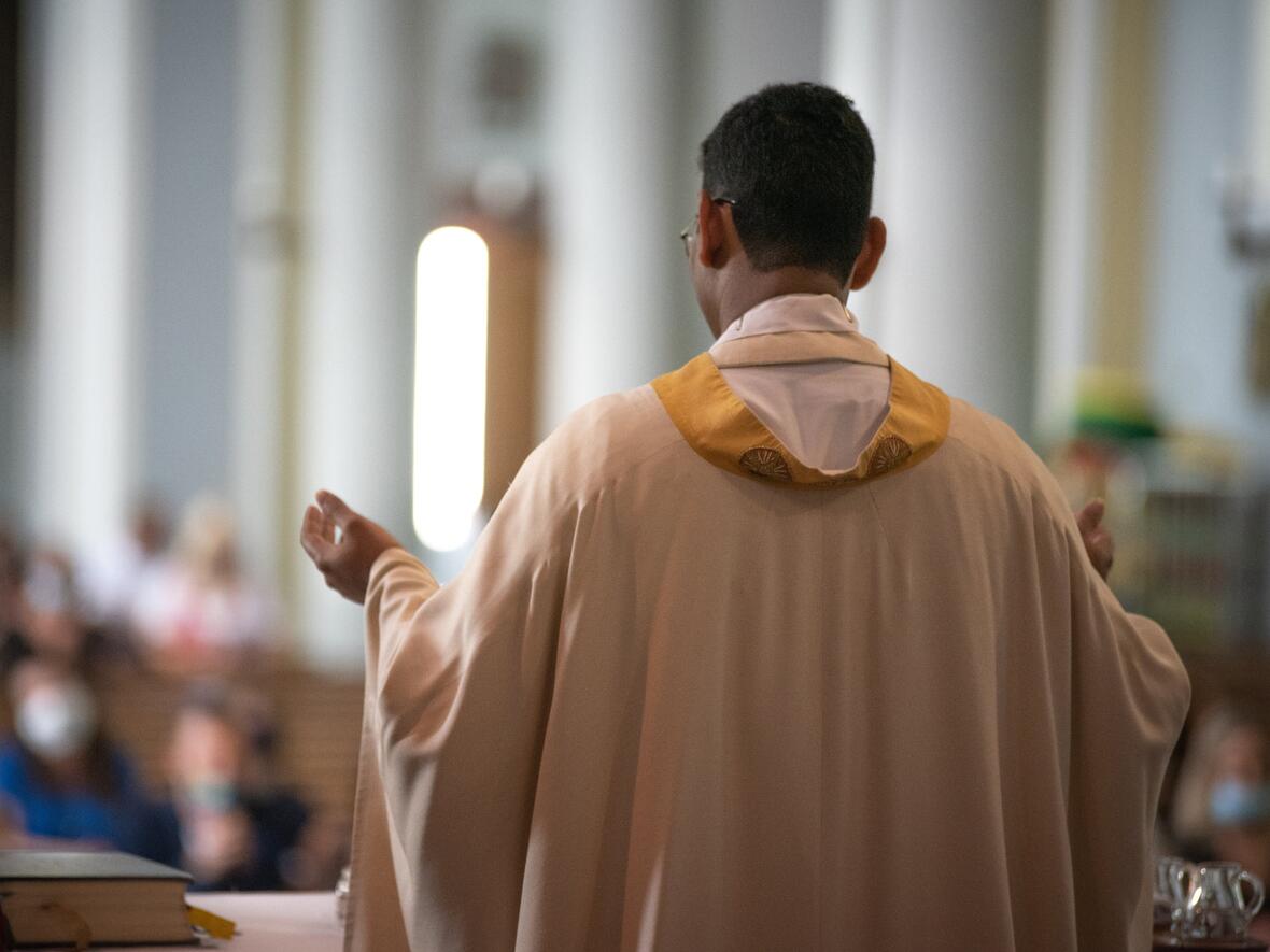 Monatliche Messfeier (Motivbild: Julian Schmidt / pba)