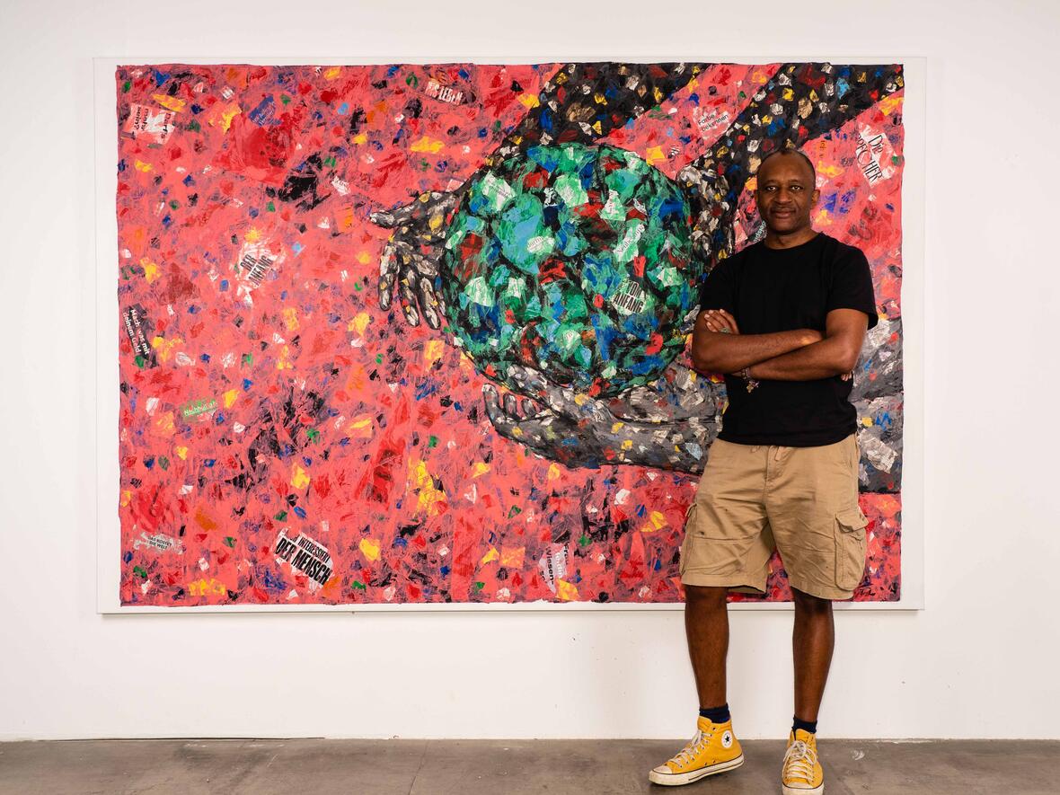 Das diesjährige Misereor-Hungertuch wurde vom nigerianischen Künstler Emeka Udemba gestaltet. Das Diözesanmuseum widmet dem Gemälde eine Sonderausstellung (Foto: Härtl / Misereor) 