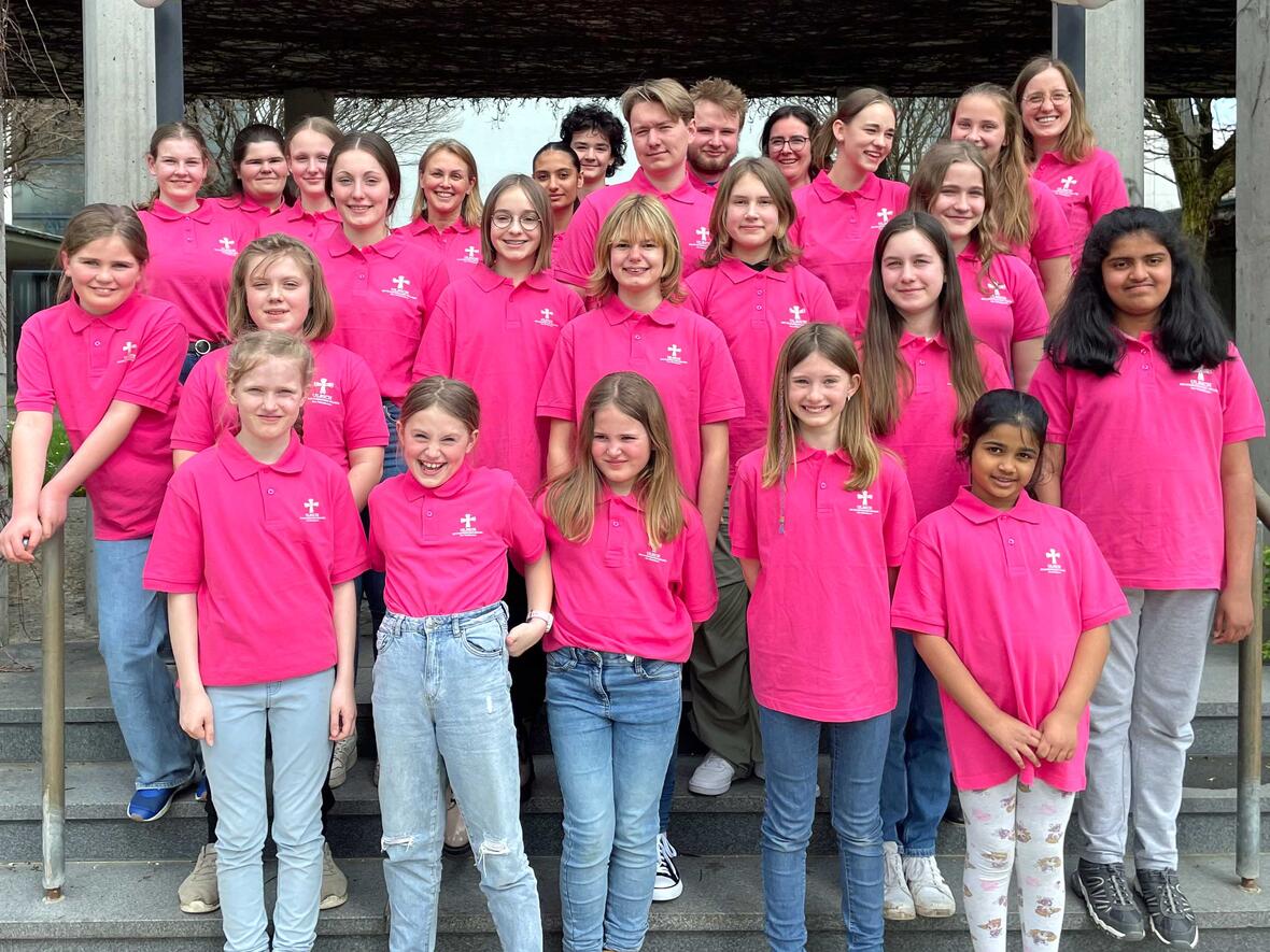 Die Bühnendarsteller fiebern der Uraufführung des Ulrich-Musicals entgegen. (Foto VolksMusical ULRICH)