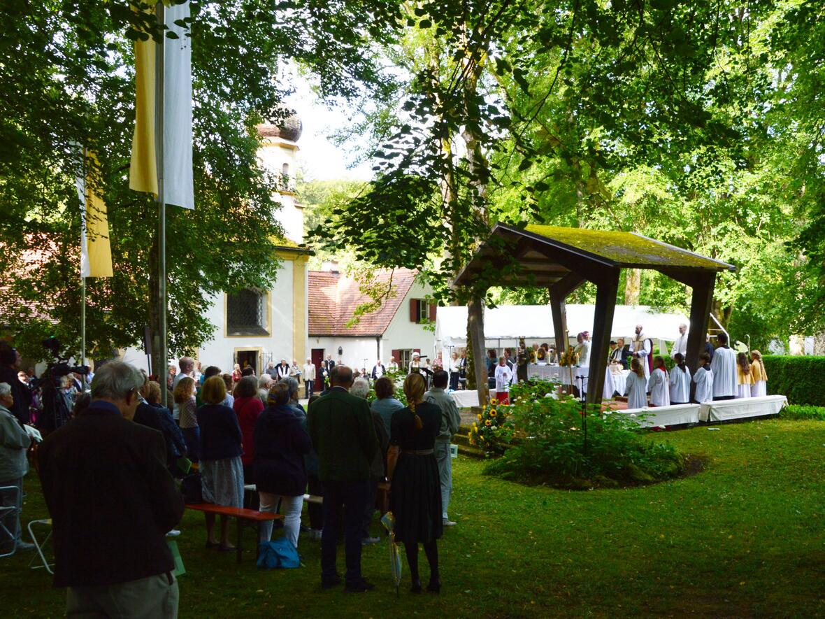 Erstes Grünsinker Wallfahrtsfest 2023 mit Bischof Bertram (Fotos: Brigitte Reichert / PG Weßling)