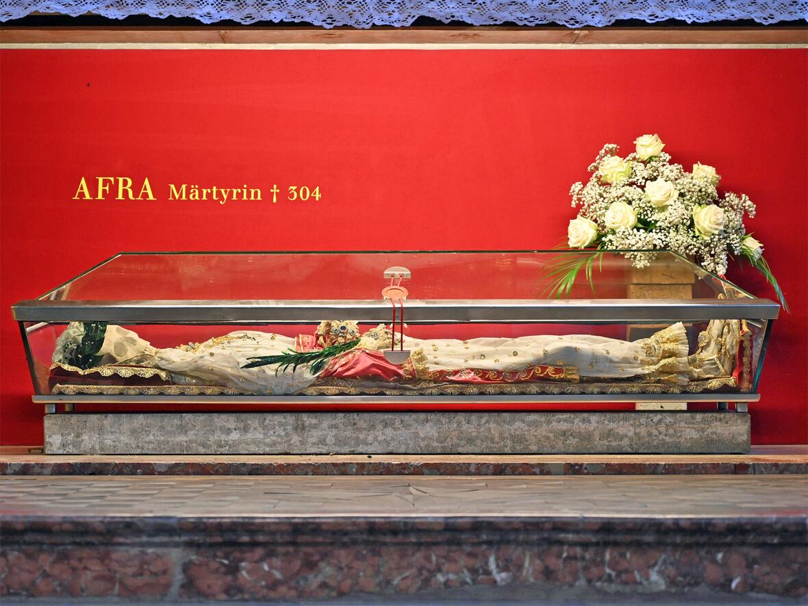 Die Reliquien der hl. Afra befinden sich noch heute in der nach ihr benannten Basilika. (Fotos: Leander Stork / pba)