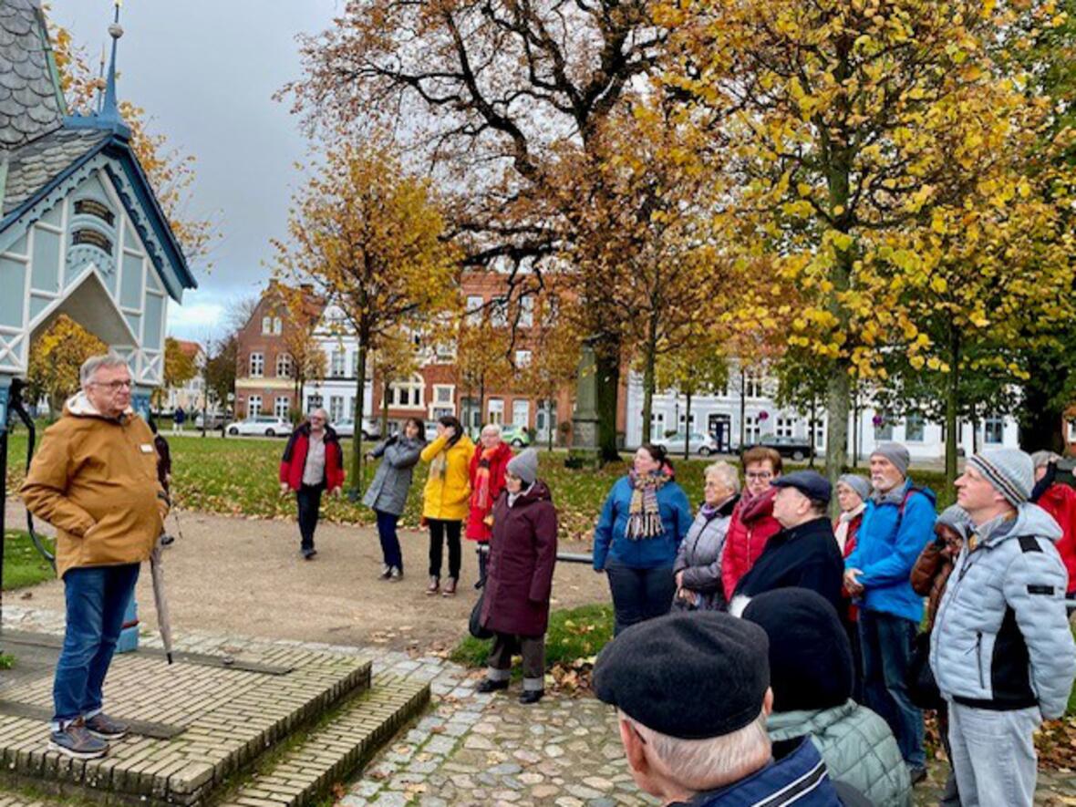 Bei Kirchen- und Stadtführungen lernten die Teilnehmerinnen und Teilnehmer den Hohen Norden näher kennen. (Fotos: Pilgerstelle / Andreas Martin)