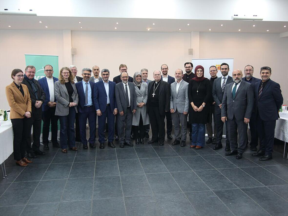Vertreter der Deutschen Bischofskonferenz trafen Mitglieder des Koordinationsrats der Muslime zu einem vertrauensvollen Gespräch. (Fotos: Deutsche Bischofskonferenz / Kalbarczyk)