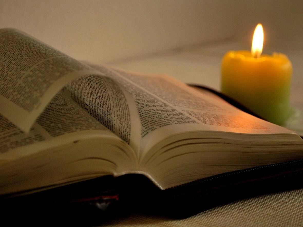 Vier Lobgesänge stehen im Lukasevangelium, die einzeln im Kurs erschlossen werden. (Foto: Pixabay)