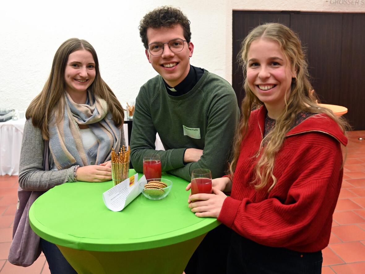 Get-together nach einem ereignisreichen Tag. (Fotos: Leander Stork / pba) 