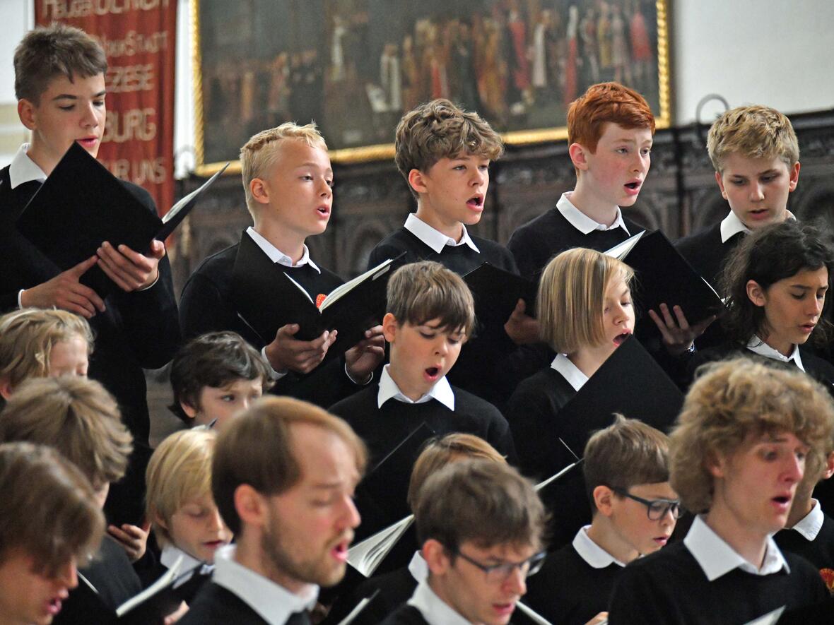Der neue Förderverein soll für noch bessere Rahmenbedingungen bei den Augsburger Domsingknaben sorgen. (Foto: Nicolas Schnall / pba)