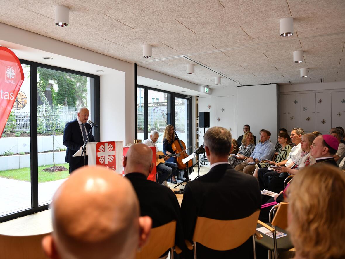 Der Caritasdirektor freute sich über das gelungene Projekt und dankte allen finanziellen Förderern.