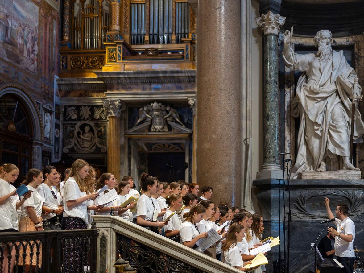 Der Gottesdienst wurde durch einen Projektchor musikalisch gestaltet.