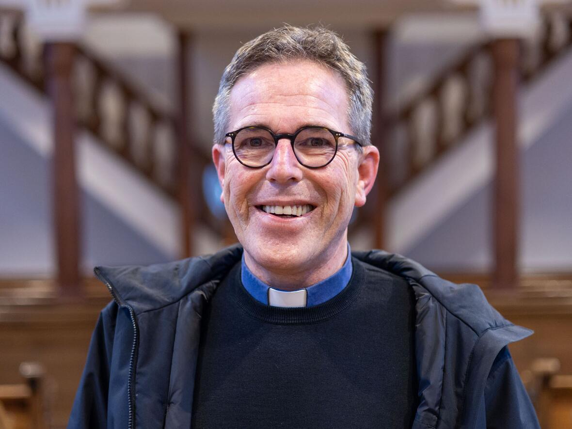 Seine heutige Pfarrei erkundete er bereits als Jugendlicher: der Günzburger Dekan Klaus Bucher (Fotos: Julian Schmidt / pba)