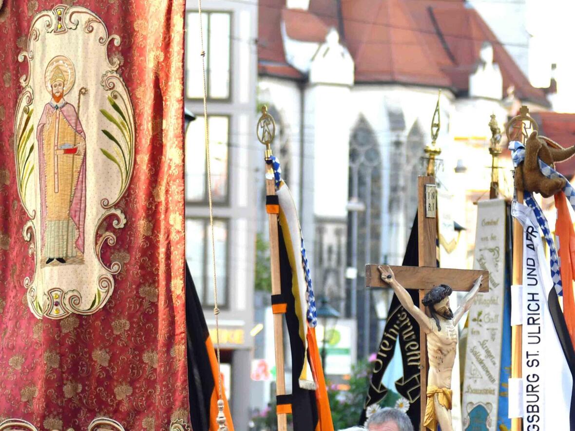 Wallfahrtszug in Augsburg (Foto: Nicolas Schnall / pba)